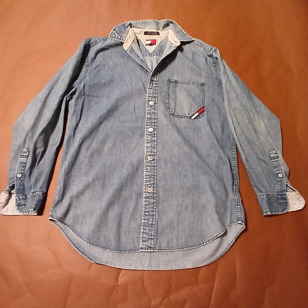 Vintage Tommy Hilfiger Mens Small Denim Button Down Shirt Long Sleeve Light Wash